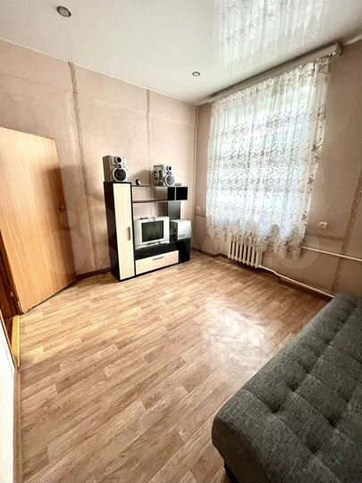 2-к. квартира, 50 м², 2/4 эт.