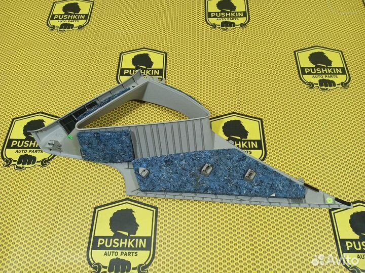 Обшивка стойки задней верхняя задняя правая