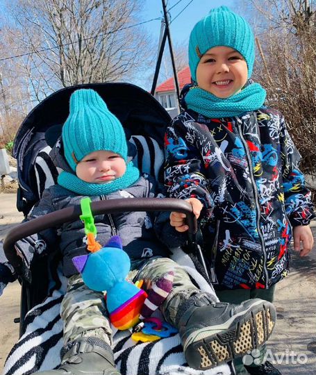 Вязаный комплект : шапка и снуд