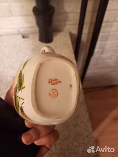 Молочник букет чайных роз