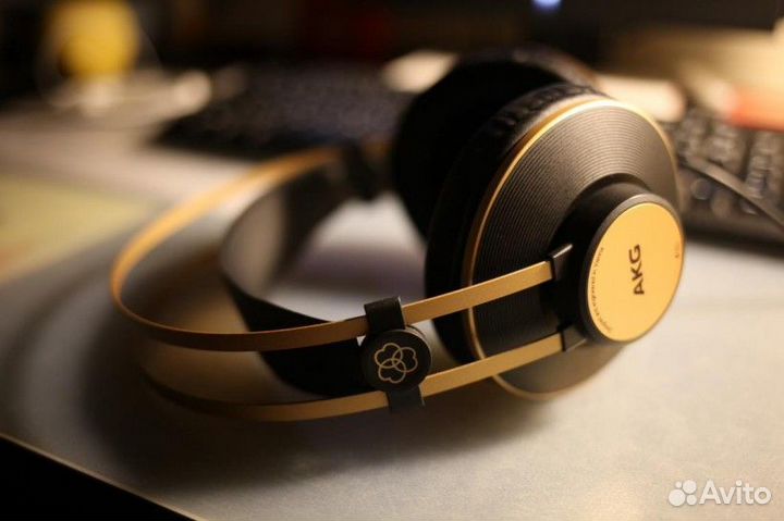 Наушники AKG K92