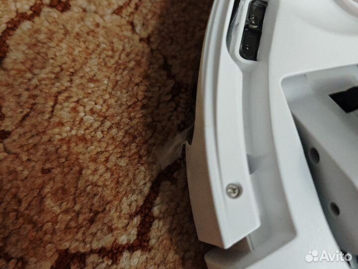 Продам робот-пылесос