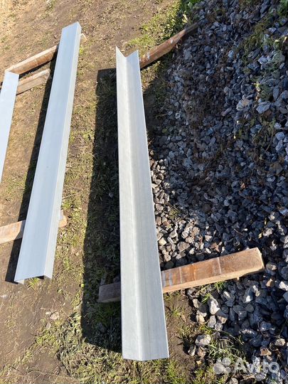 Уголок металлический 140*140*10