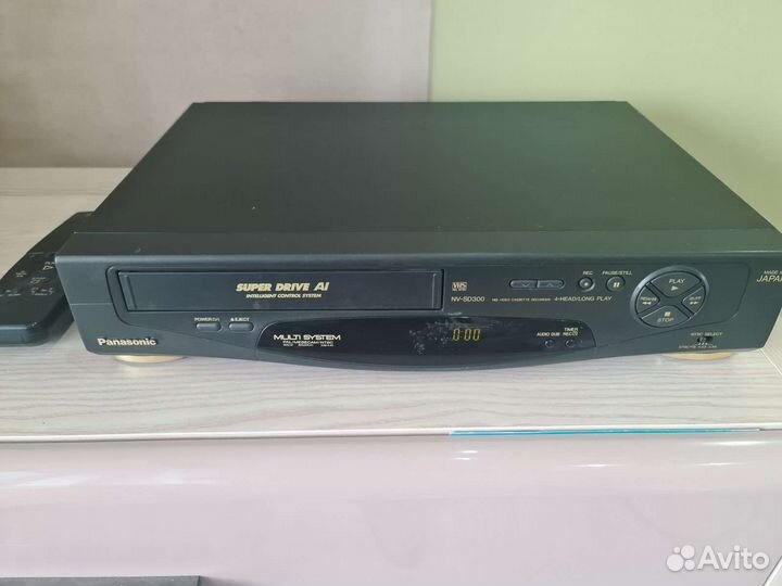 Видеомагнитофон