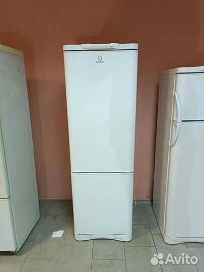 Холодильник indesit 185см