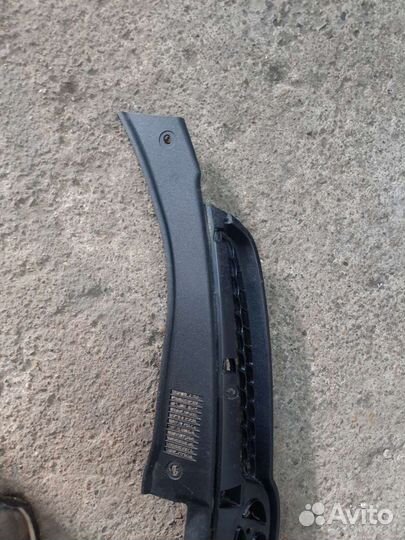 Hyundai i30 решетка верхняя