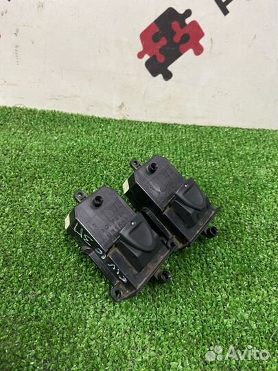 Кнопка стеклоподъемника задняя Honda civic 8 4d