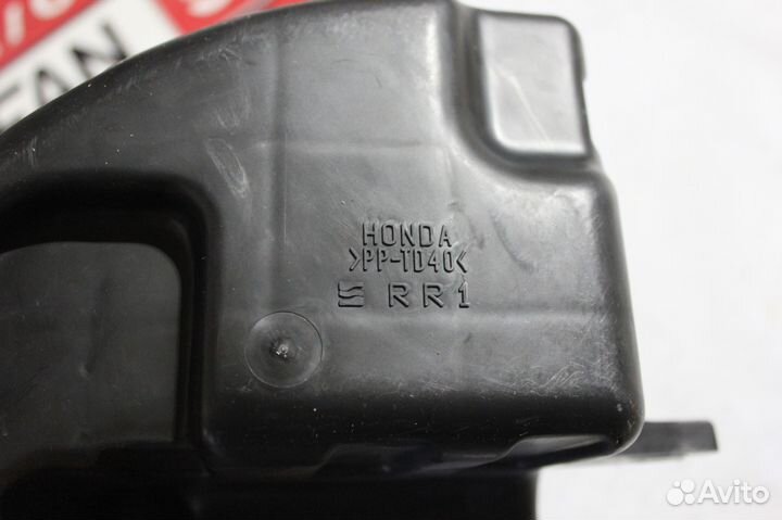 Резонатор воздушного фильтра Honda CR-V 1997-г