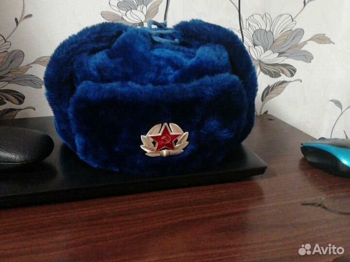 Мужская шапка