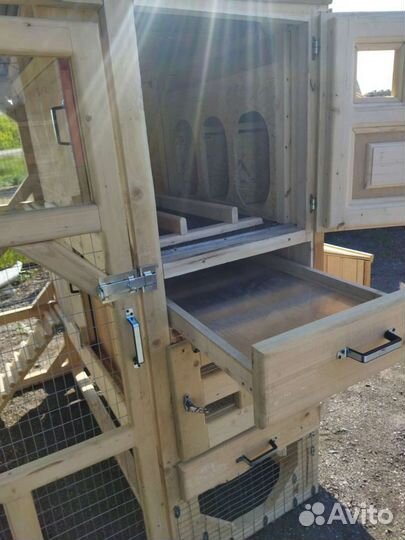 Домик для курочек