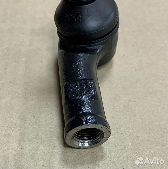 Наконечник рулевой левый VW Golf 3