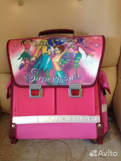 Продаю школьный ранец для девочки