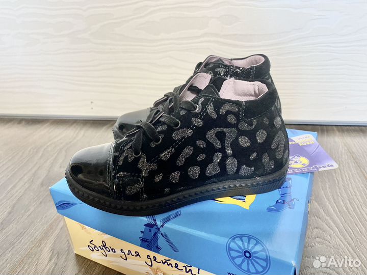 Ботинки для девочки 27 размер