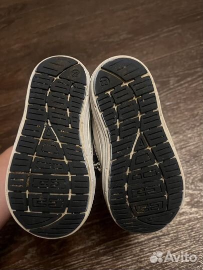 Ботинки р. 22