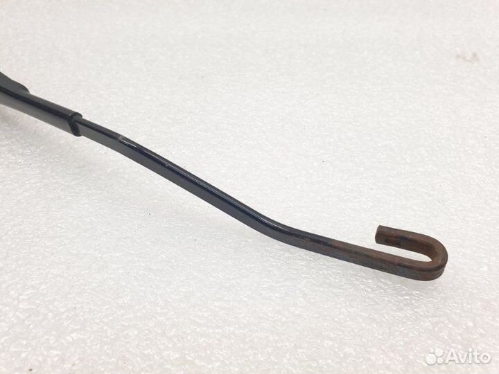 Поводок стеклоочистителя передний левый Chevrolet