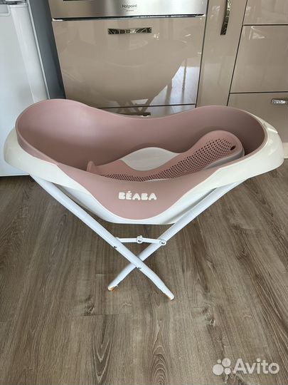 Подставка в ванну для купания младенцев