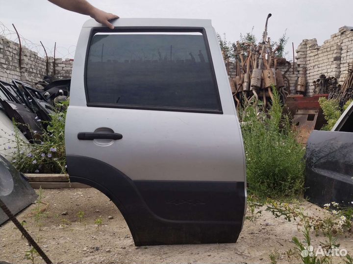 Двери задние на Шевроле нива 2016