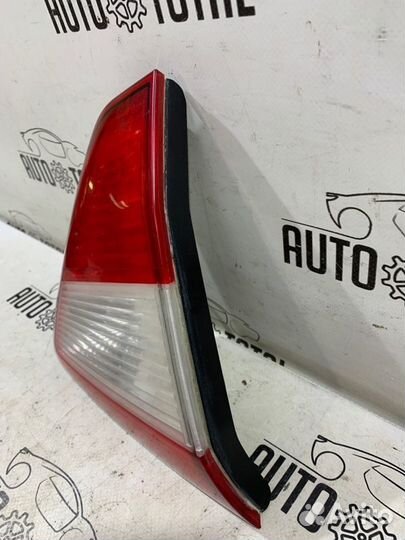 Фонарь задний левый Nissan Terrano D10 K4MA606