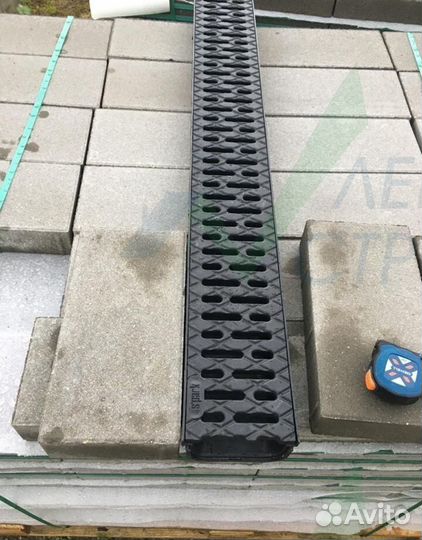 Лоток водоотводный