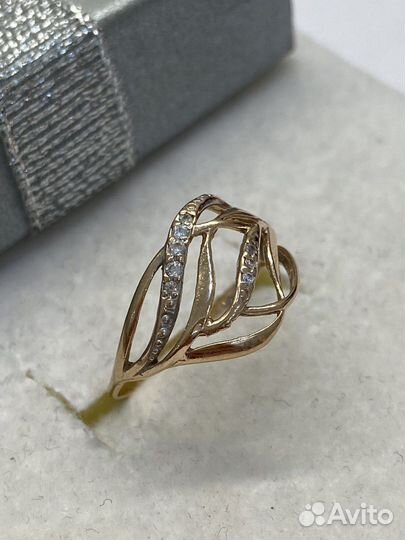 Кольцо золотое*