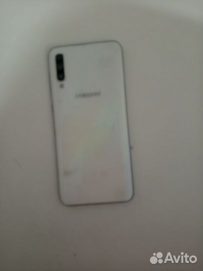 Samsung Galaxy A50, 6/128 ГБ