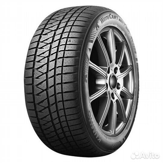 Kumho WinterCraft WS71 215/65 R17 104T