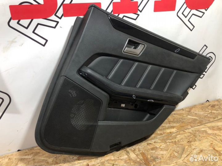Обшивка двери задняя правая Mercedes-Benz E-Class
