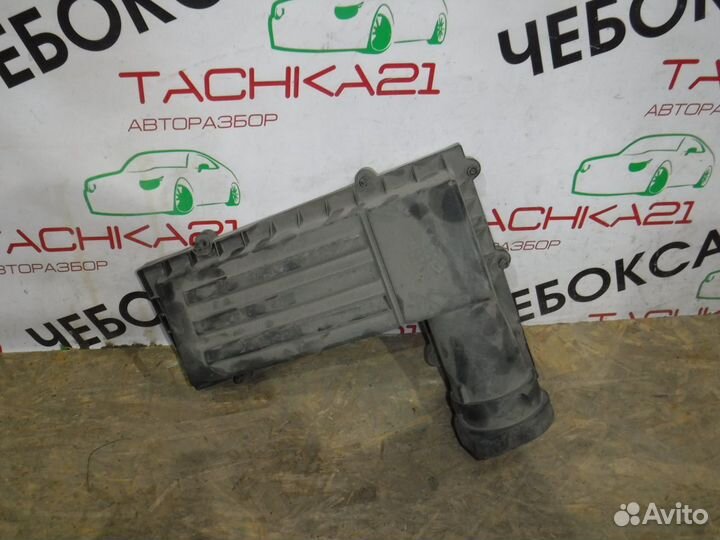 Крышка корпуса воздушного фильтра VAG