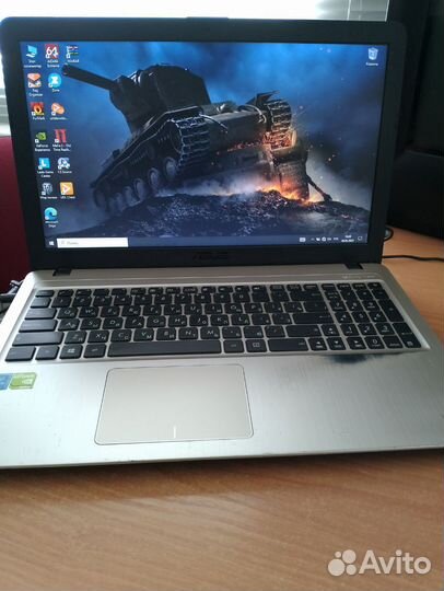 Ноутбук asus