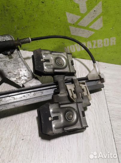 Стеклоподъемник мех задний правый Шкода Октавия