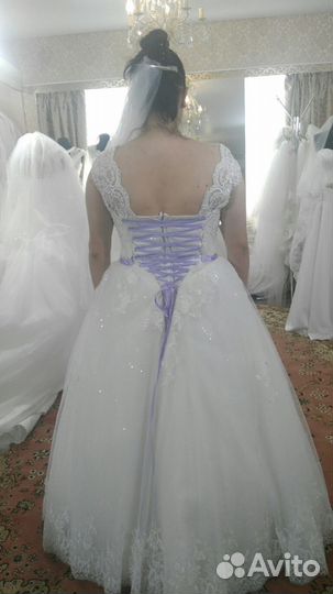 Свадебное платье