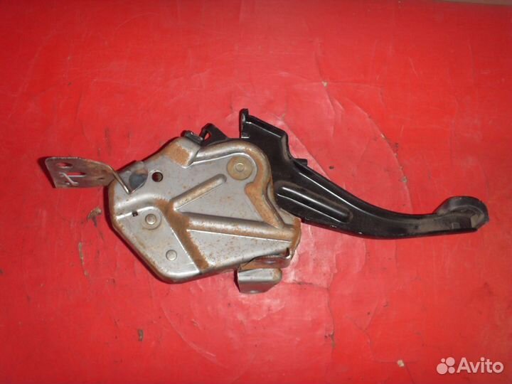 Педаль стояночного тормоза 36010AL510 Skyline 11