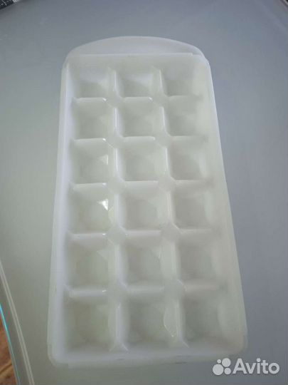 Контейнер для заморозки льда