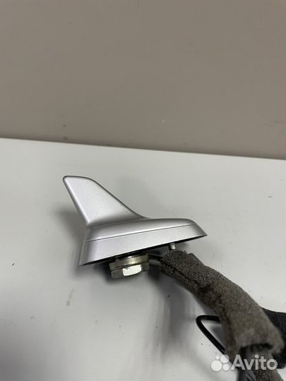 Антенна на крышу Ауди А8 4Е Д3