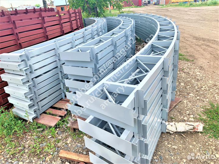 Каркас ангаpа 242 м2