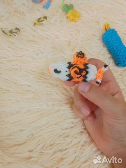 Плетение из резиночек на заказ