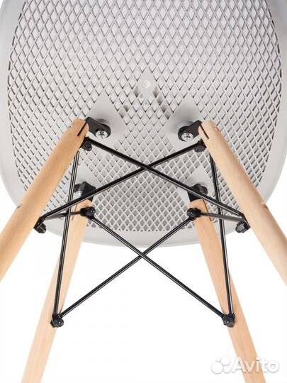 Стул ажурный в стиле eames DSW, светло-серый NEW