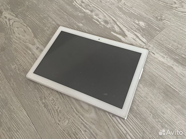 Планшет Lenovo TB-x304L