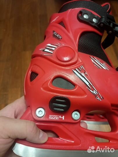 Коньки красные регулируемые (30-33)