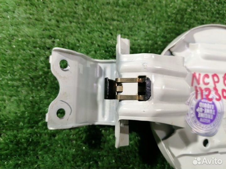 Крышка топливного бака Toyota Ist NCP65 1NZ-FE