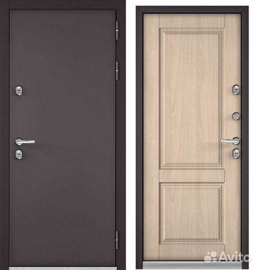 Дверь входная для частного дома