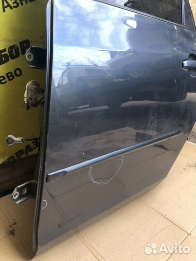 Задняя левая дверь Mazda 3 BK