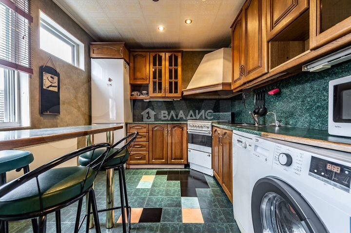 3-к. квартира, 68 м², 8/10 эт.