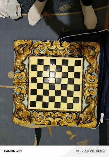 Нарды и шахматы совместно на одной доске