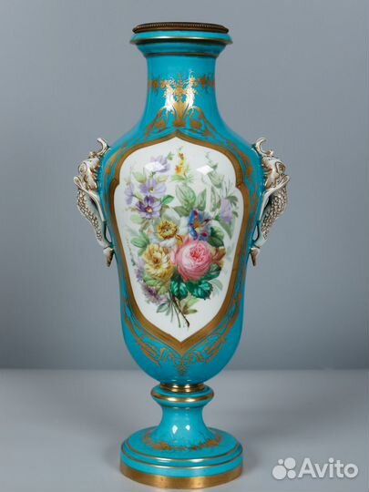 Старинные фарфоровые вазы. Франция