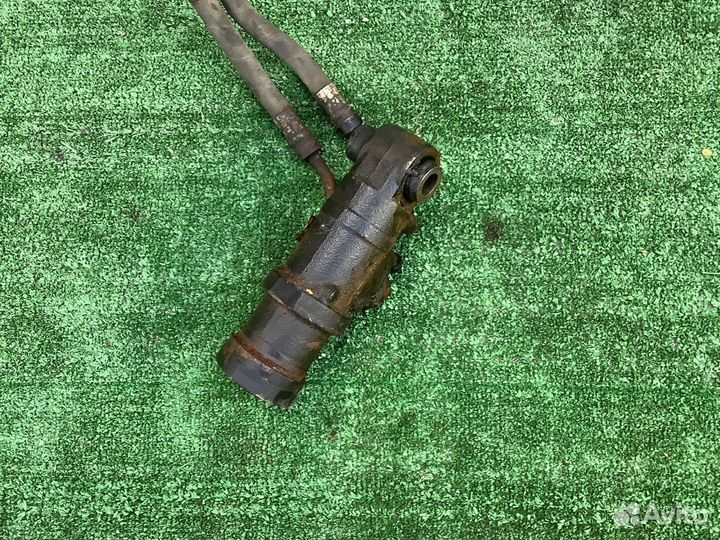 Цилиндр кдсс передний Toyota LC200