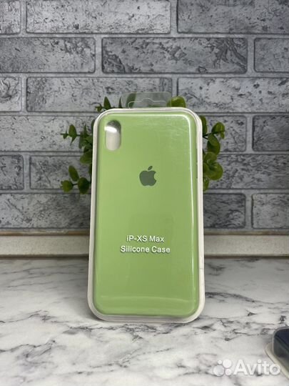 Чехлы iPhone 11, XS, 12 mini и ремешки Apple Watch