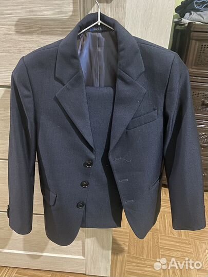 Школьный костюм