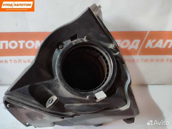 Корпус воздушногo фильтра правый Audi A4 B8/8K