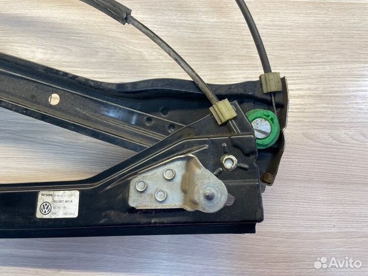 Трапеция стеклоподъемника передняя левая